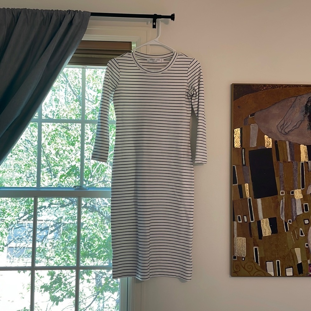 Sonnet James Reese‎ in white stripe